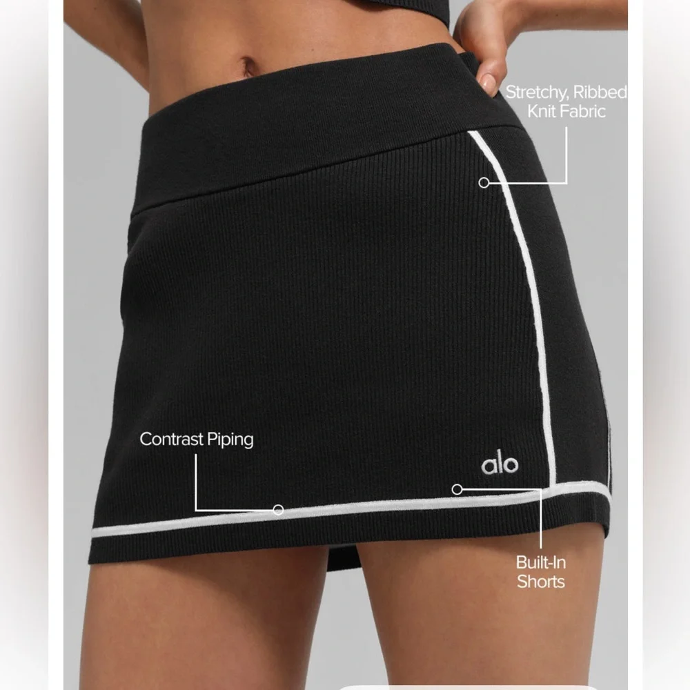 ALO Yoga Black Skirt with White Piping